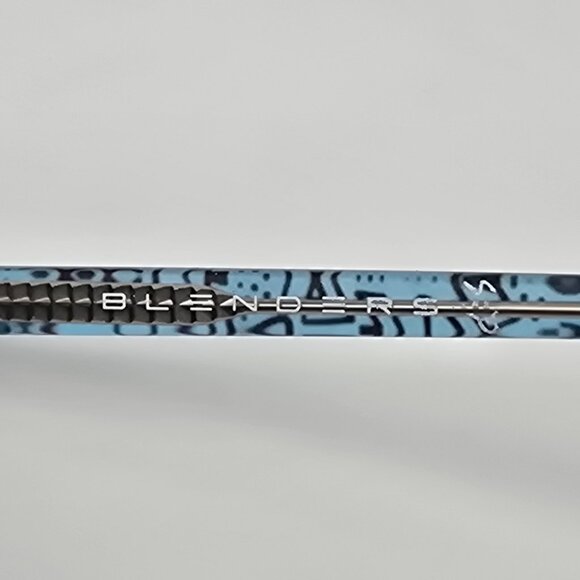 Blenders Jamie O’Brien Matte Black Frame Polarized Smoke Lens Aviator Sunglasses - Picture 11 of 16